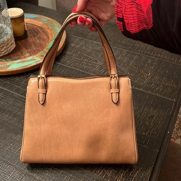 JBT Joanne Brings Thunder tan leather expanding handbag purse shoulder bag